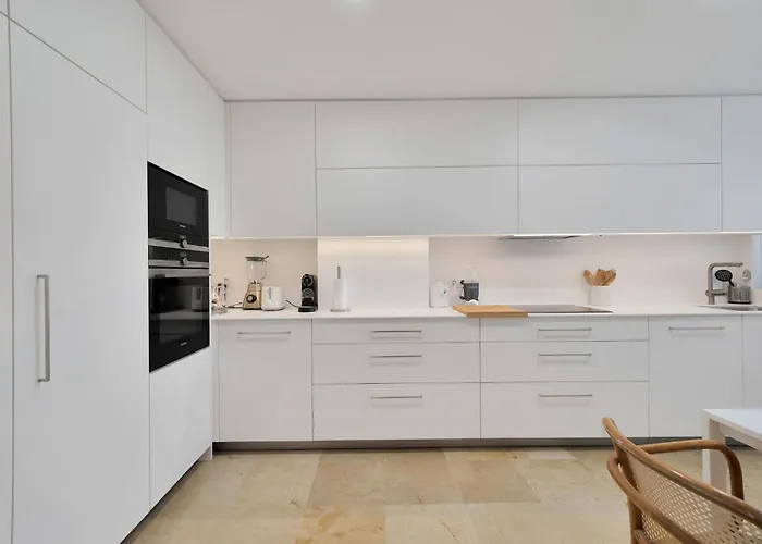 Apartamento Lujoso Y Moderno Piso Con Piscina Cerca Del Campo De Golf En Guadalmina Alta - Quetzal 54
